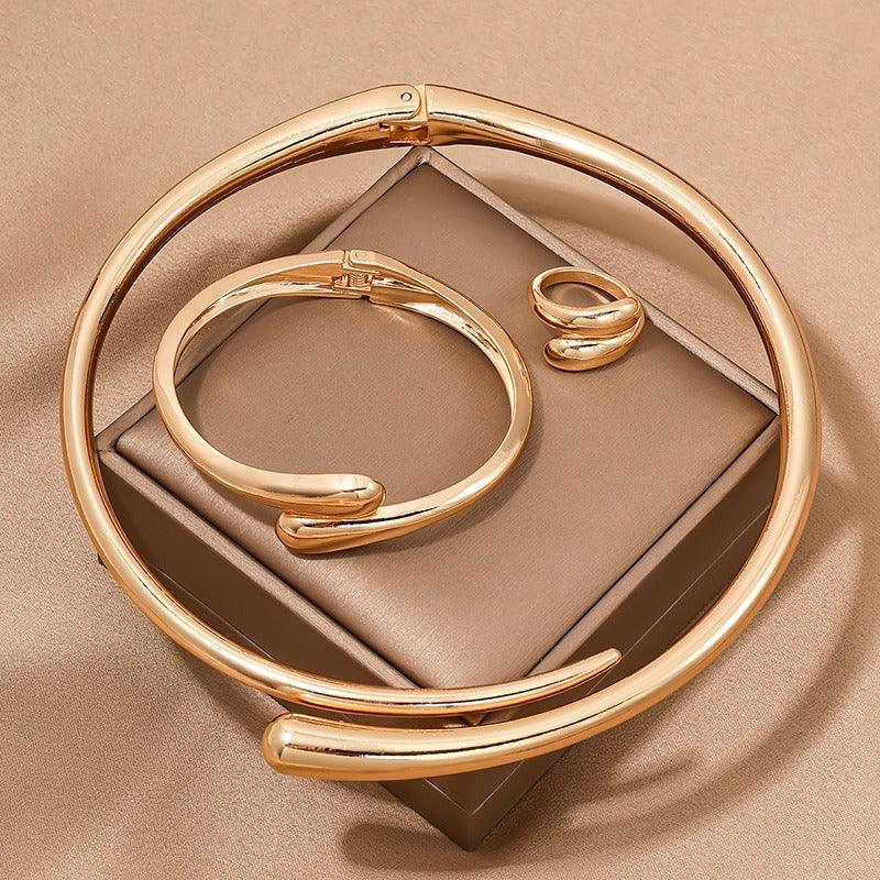 Simple metal temperament geometric circular smooth surface women - Johns Direct