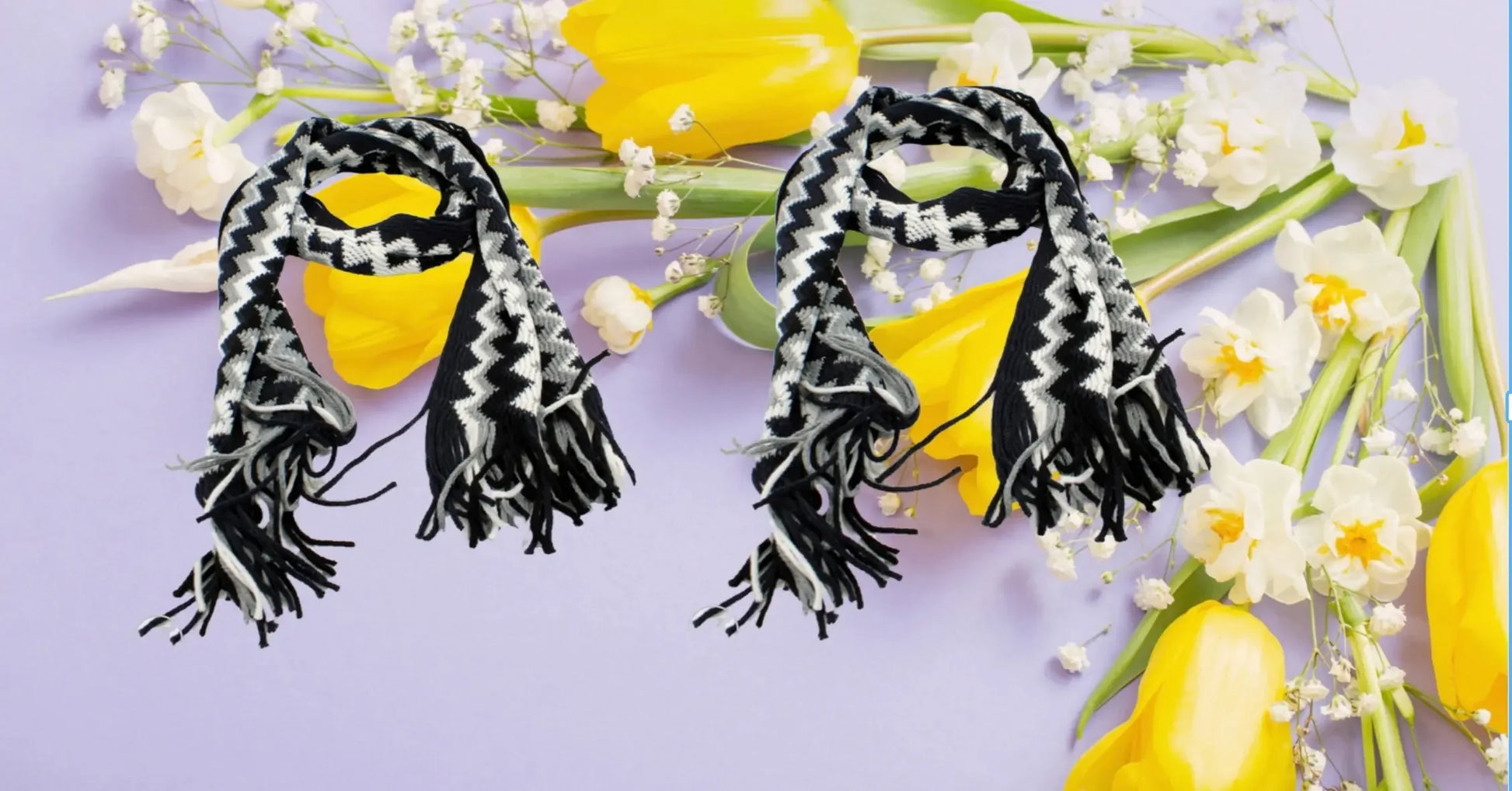 Black and white zigzag striped unisex scarf with tassels