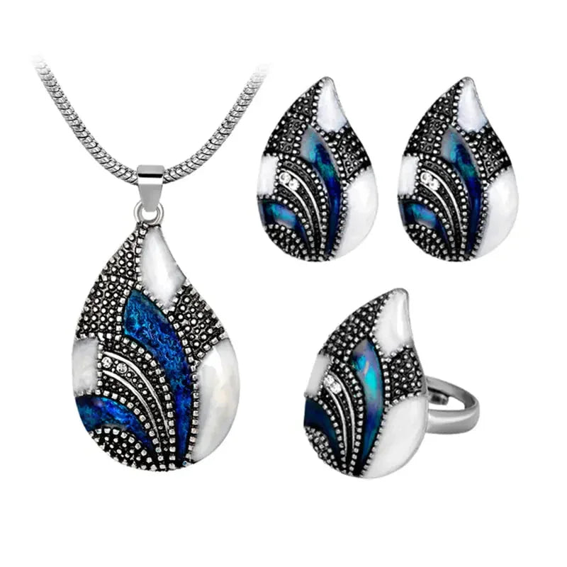 Luxury Peacock Tail Sapphire Necklace Earring Ring Set - Johns Direct
