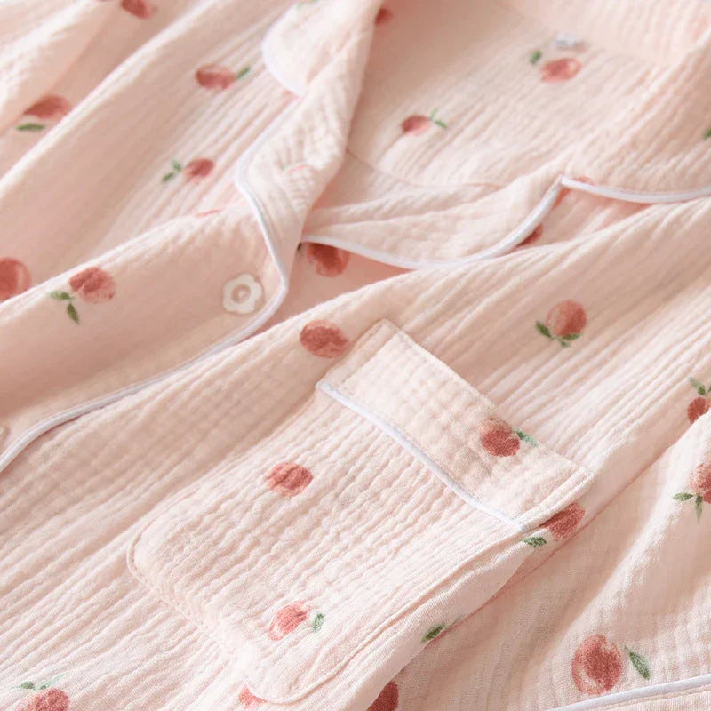 Pink cotton gauze pajama with peach pattern